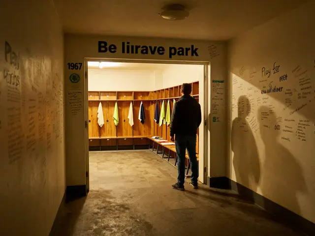 Football in Glasgow: Celtic Park and Ibrox Stadium Tours