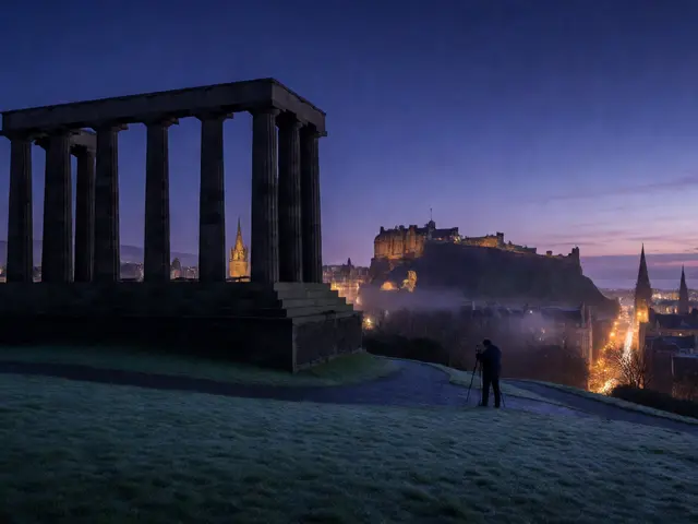 Calton Hill Edinburgh: Sunrise Views, Monuments, and Photography Spots