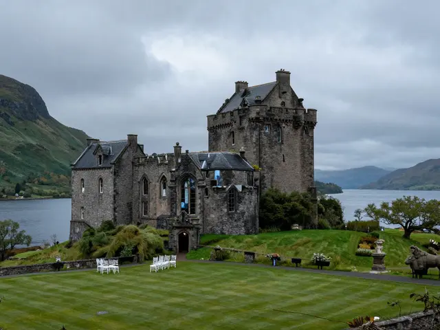 Castle Wedding Venues in Scotland: Top Locations, Costs & Permit Guide